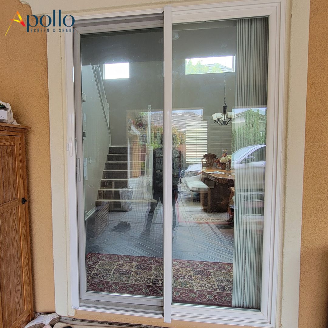 East Grove Retractable Door Screen 2 (4).jpg